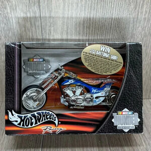 2002 Hot Wheels Racing NASCAR Thunder Rides Pfizer Motorcycle Diecast 1:18
